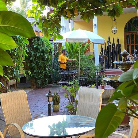Casa Do Sandalo Boutique Guest House Dili Exterior photo