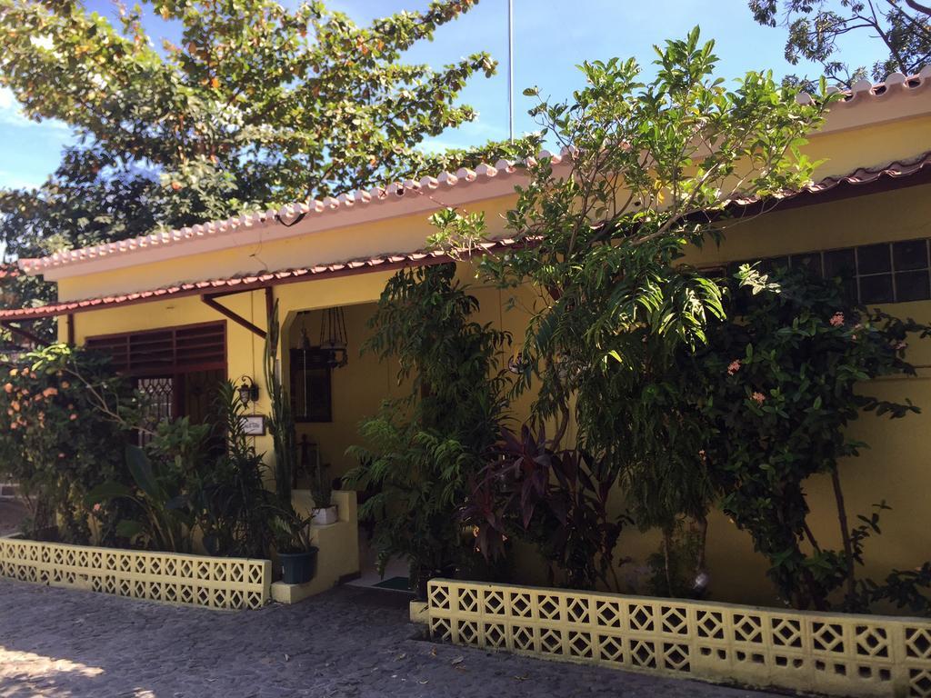 Casa Do Sandalo Boutique Guest House Dili Exterior photo