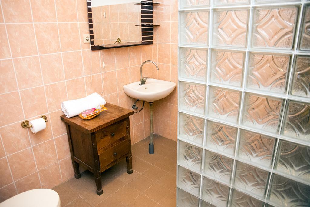 Casa Do Sandalo Boutique Guest House Dili Exterior photo