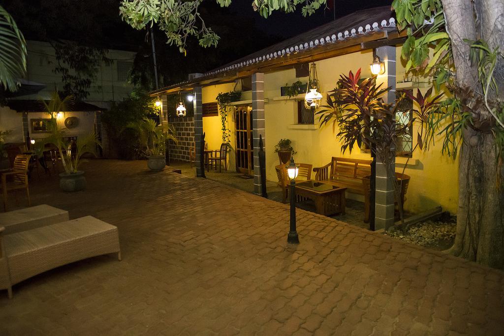 Casa Do Sandalo Boutique Guest House Dili Exterior photo