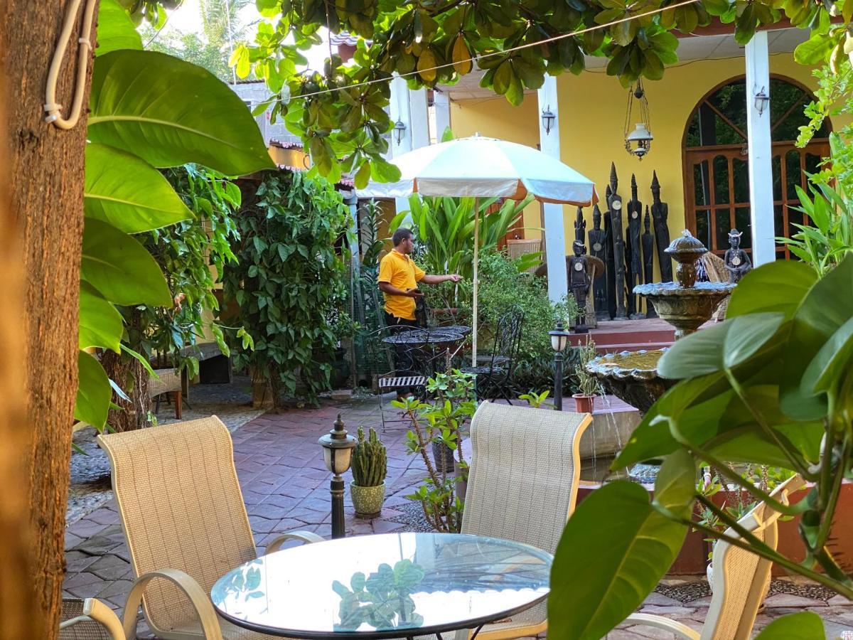 Casa Do Sandalo Boutique Guest House Dili Exterior photo